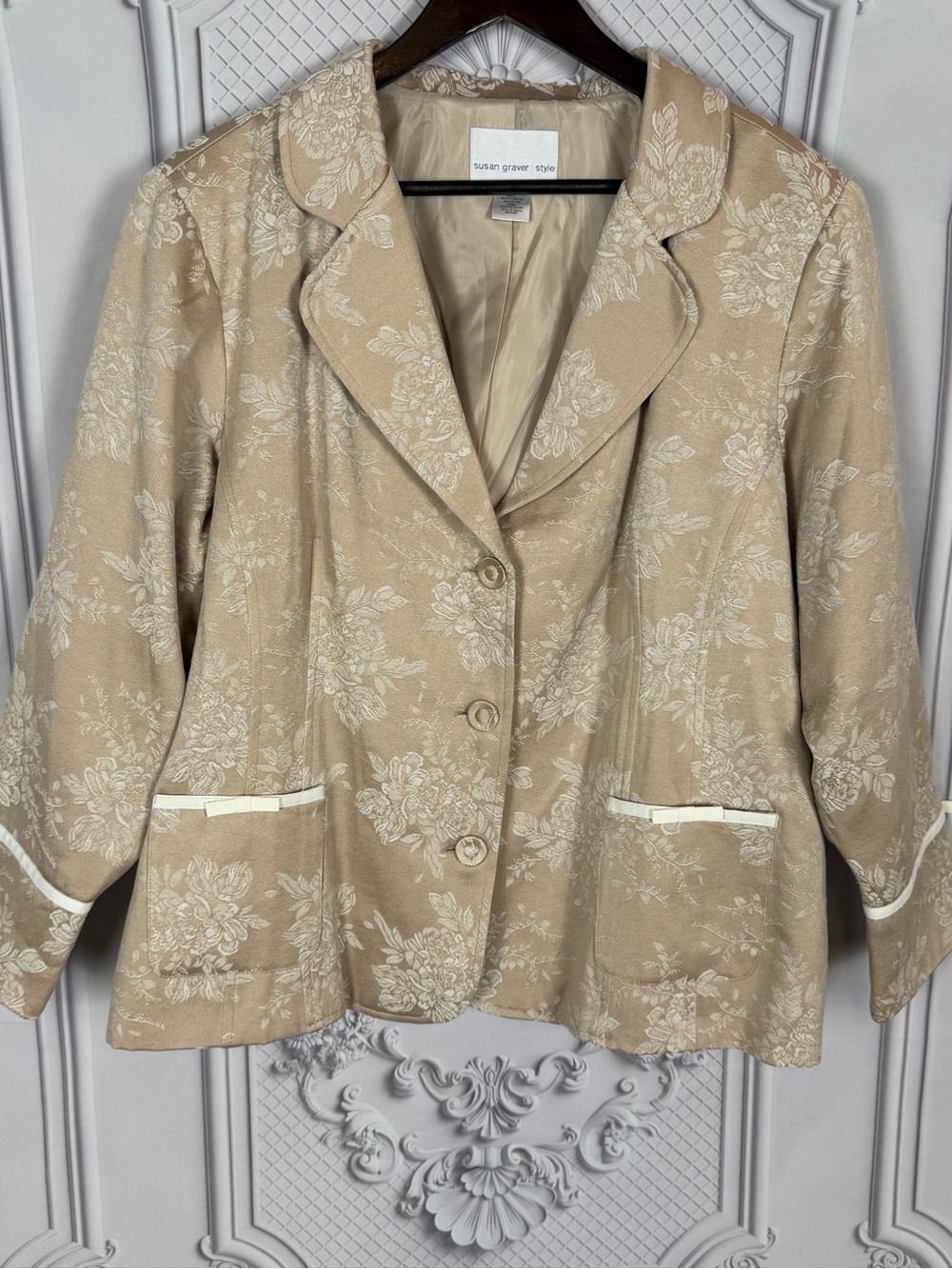 Susan Graver Style Beige Jacquard Floral Blazer Sz 2X Ivory Bow Trim Pockets